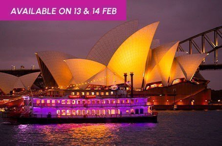 The Sydney Showboat cruising on the sydney waters on Valentine’s Day