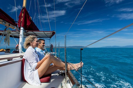 Guests enjoying an intimate encounter with the marine life of Whitsundays