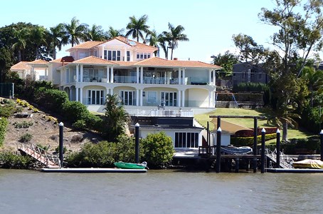 The famous ‘Lady Brisbane’ cruising along the Brisbane waterways